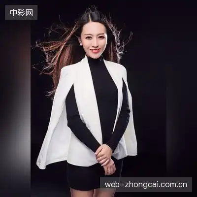 李亮
