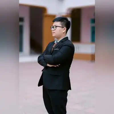 萧君